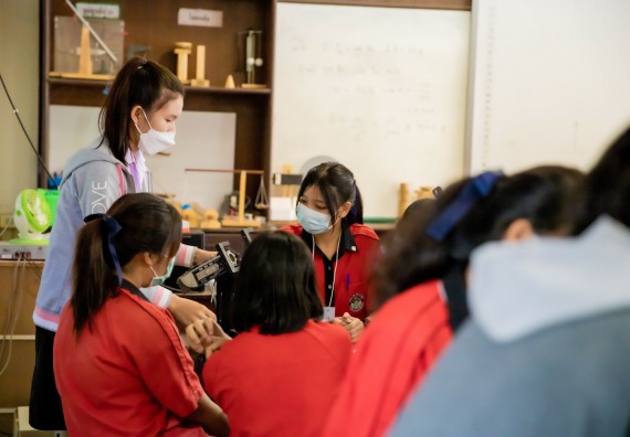 ภาพกิจกรรม  คณะวิทยาศาสตร์และเทคโนโลยี จัดค่ายวิทยาศาสตร์สัญจรโรงเรียนพรานกระต่ายพิทยาคม