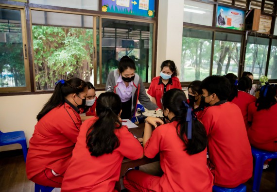 ภาพกิจกรรม  คณะวิทยาศาสตร์และเทคโนโลยี จัดค่ายวิทยาศาสตร์สัญจรโรงเรียนพรานกระต่ายพิทยาคม