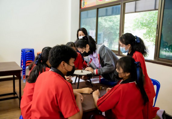 ภาพกิจกรรม  คณะวิทยาศาสตร์และเทคโนโลยี จัดค่ายวิทยาศาสตร์สัญจรโรงเรียนพรานกระต่ายพิทยาคม