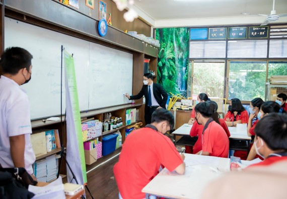 ภาพกิจกรรม  คณะวิทยาศาสตร์และเทคโนโลยี จัดค่ายวิทยาศาสตร์สัญจรโรงเรียนพรานกระต่ายพิทยาคม