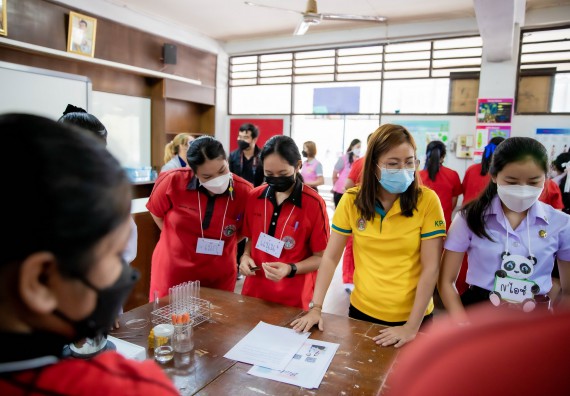ภาพกิจกรรม  คณะวิทยาศาสตร์และเทคโนโลยี จัดค่ายวิทยาศาสตร์สัญจรโรงเรียนพรานกระต่ายพิทยาคม