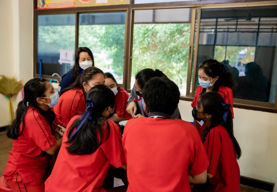 ภาพกิจกรรม  คณะวิทยาศาสตร์และเทคโนโลยี จัดค่ายวิทยาศาสตร์สัญจรโรงเรียนพรานกระต่ายพิทยาคม