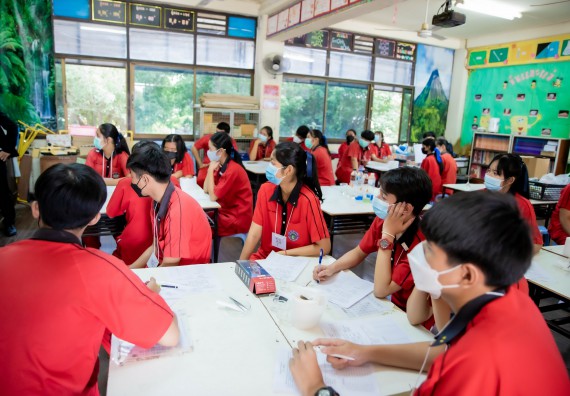 ภาพกิจกรรม  คณะวิทยาศาสตร์และเทคโนโลยี จัดค่ายวิทยาศาสตร์สัญจรโรงเรียนพรานกระต่ายพิทยาคม