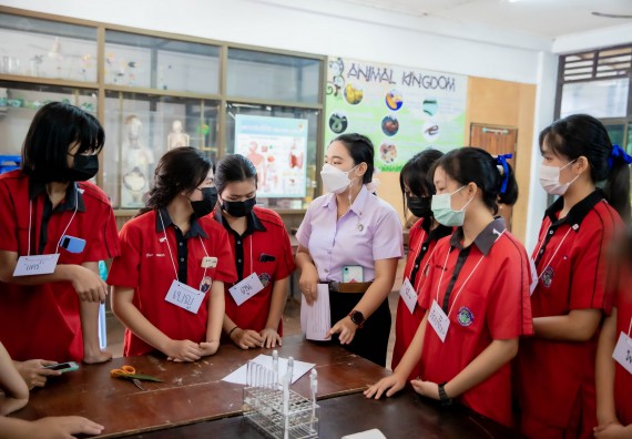 ภาพกิจกรรม  คณะวิทยาศาสตร์และเทคโนโลยี จัดค่ายวิทยาศาสตร์สัญจรโรงเรียนพรานกระต่ายพิทยาคม