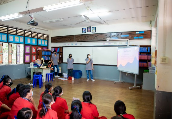 ภาพกิจกรรม  คณะวิทยาศาสตร์และเทคโนโลยี จัดค่ายวิทยาศาสตร์สัญจรโรงเรียนพรานกระต่ายพิทยาคม