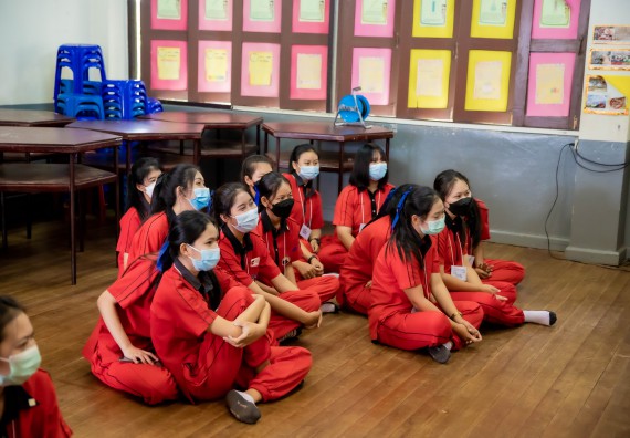 ภาพกิจกรรม  คณะวิทยาศาสตร์และเทคโนโลยี จัดค่ายวิทยาศาสตร์สัญจรโรงเรียนพรานกระต่ายพิทยาคม