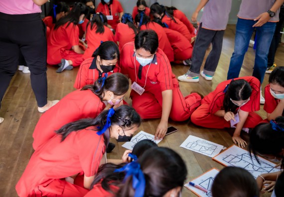 ภาพกิจกรรม  คณะวิทยาศาสตร์และเทคโนโลยี จัดค่ายวิทยาศาสตร์สัญจรโรงเรียนพรานกระต่ายพิทยาคม