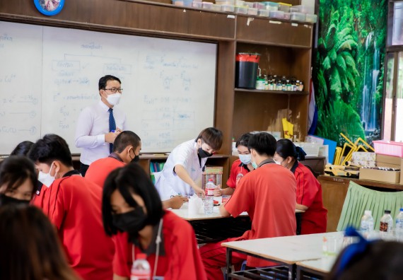 ภาพกิจกรรม  คณะวิทยาศาสตร์และเทคโนโลยี จัดค่ายวิทยาศาสตร์สัญจรโรงเรียนพรานกระต่ายพิทยาคม