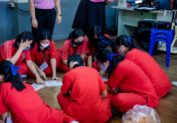 ภาพกิจกรรม  คณะวิทยาศาสตร์และเทคโนโลยี จัดค่ายวิทยาศาสตร์สัญจรโรงเรียนพรานกระต่ายพิทยาคม