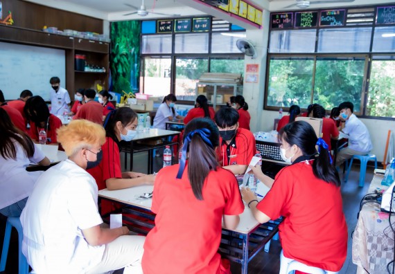 ภาพกิจกรรม  คณะวิทยาศาสตร์และเทคโนโลยี จัดค่ายวิทยาศาสตร์สัญจรโรงเรียนพรานกระต่ายพิทยาคม