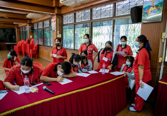 ภาพกิจกรรม  คณะวิทยาศาสตร์และเทคโนโลยี จัดค่ายวิทยาศาสตร์สัญจรโรงเรียนพรานกระต่ายพิทยาคม