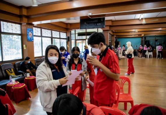 ภาพกิจกรรม  คณะวิทยาศาสตร์และเทคโนโลยี จัดค่ายวิทยาศาสตร์สัญจรโรงเรียนพรานกระต่ายพิทยาคม