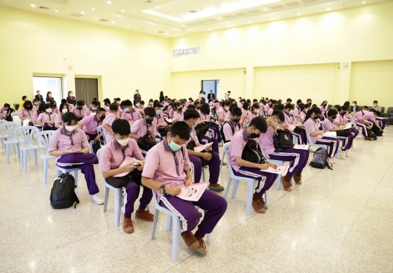 คณะวิทยาศาสตร์และเทคโนโลยี จัดกิจกรรมค่ายบูรณาการส่งเสริมนักเรียนห้องเรียนพิเศษ (E-SMART) โรงเรียนคลองขลุงราษฎร์รังสรรค์