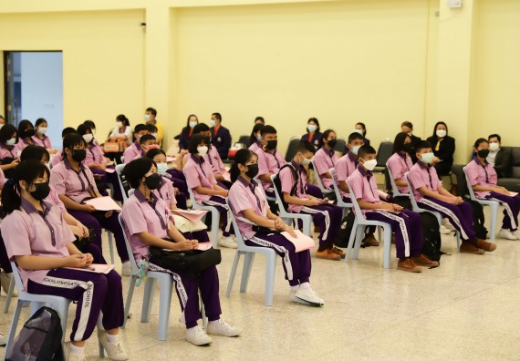 คณะวิทยาศาสตร์และเทคโนโลยี จัดกิจกรรมค่ายบูรณาการส่งเสริมนักเรียนห้องเรียนพิเศษ (E-SMART) โรงเรียนคลองขลุงราษฎร์รังสรรค์