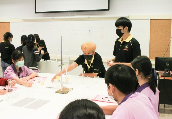 คณะวิทยาศาสตร์และเทคโนโลยี จัดกิจกรรมค่ายบูรณาการส่งเสริมนักเรียนห้องเรียนพิเศษ (E-SMART) โรงเรียนคลองขลุงราษฎร์รังสรรค์