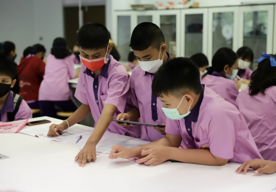 คณะวิทยาศาสตร์และเทคโนโลยี จัดกิจกรรมค่ายบูรณาการส่งเสริมนักเรียนห้องเรียนพิเศษ (E-SMART) โรงเรียนคลองขลุงราษฎร์รังสรรค์