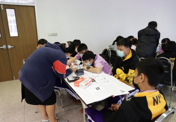 คณะวิทยาศาสตร์และเทคโนโลยี จัดกิจกรรมค่ายบูรณาการส่งเสริมนักเรียนห้องเรียนพิเศษ (E-SMART) โรงเรียนคลองขลุงราษฎร์รังสรรค์