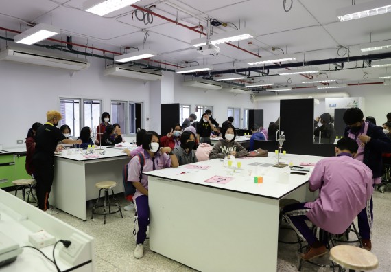 คณะวิทยาศาสตร์และเทคโนโลยี จัดกิจกรรมค่ายบูรณาการส่งเสริมนักเรียนห้องเรียนพิเศษ (E-SMART) โรงเรียนคลองขลุงราษฎร์รังสรรค์