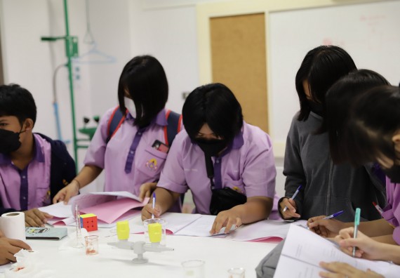 คณะวิทยาศาสตร์และเทคโนโลยี จัดกิจกรรมค่ายบูรณาการส่งเสริมนักเรียนห้องเรียนพิเศษ (E-SMART) โรงเรียนคลองขลุงราษฎร์รังสรรค์