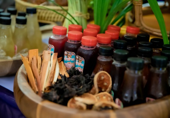 ภาพกิจกรรม  คณบดีคณะวิทยาศาสตร์และเทคโนโลยี พร้อมด้วยรองคณบดีคณะวิทยาศาสตร์และเทคโนโลยี เข้าร่วมชมนิทรรศการแสดงผลงานภายใต้โครงการมหาวิทยาลัยสู่ตำบล สร้างรากแก้วให้ประเทศ หรือ โครงการ U2T ของมหาวิทยาลัยราชภัฏกำแพงเพชร