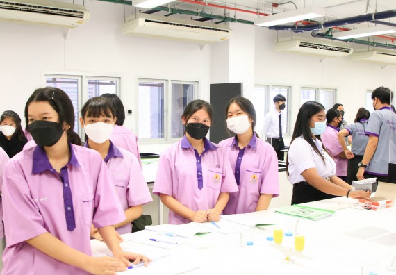 ภาพกิจกรรม  คณะวิทยาศาสตร์และเทคโนโลยี จัดกิจกรรมค่ายบูรณาการส่งเสริมนักเรียนห้องเรียนพิเศษ (E-SMART) โรงเรียนคลองขลุงราษฎร์รังสรรค์ ระดับชั้นมัธยมศึกษาปีที่ 4-6