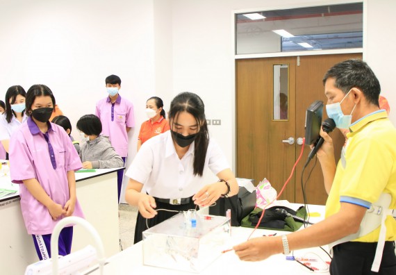 ภาพกิจกรรม  คณะวิทยาศาสตร์และเทคโนโลยี จัดกิจกรรมค่ายบูรณาการส่งเสริมนักเรียนห้องเรียนพิเศษ (E-SMART) โรงเรียนคลองขลุงราษฎร์รังสรรค์ ระดับชั้นมัธยมศึกษาปีที่ 4-6