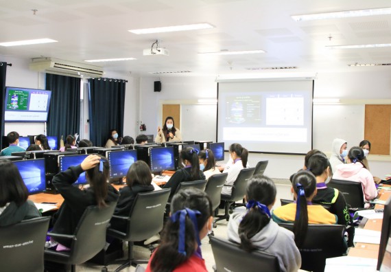 ภาพกิจกรรม  คณะวิทยาศาสตร์และเทคโนโลยี จัดกิจกรรมค่ายบูรณาการส่งเสริมนักเรียนห้องเรียนพิเศษ (E-SMART) โรงเรียนคลองขลุงราษฎร์รังสรรค์ ระดับชั้นมัธยมศึกษาปีที่ 4-6