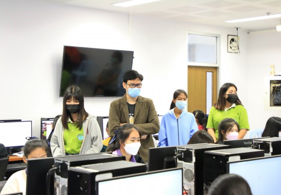 ภาพกิจกรรม  คณะวิทยาศาสตร์และเทคโนโลยี จัดกิจกรรมค่ายบูรณาการส่งเสริมนักเรียนห้องเรียนพิเศษ (E-SMART) โรงเรียนคลองขลุงราษฎร์รังสรรค์ ระดับชั้นมัธยมศึกษาปีที่ 4-6