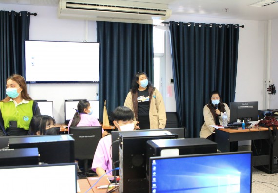 ภาพกิจกรรม  คณะวิทยาศาสตร์และเทคโนโลยี จัดกิจกรรมค่ายบูรณาการส่งเสริมนักเรียนห้องเรียนพิเศษ (E-SMART) โรงเรียนคลองขลุงราษฎร์รังสรรค์ ระดับชั้นมัธยมศึกษาปีที่ 4-6