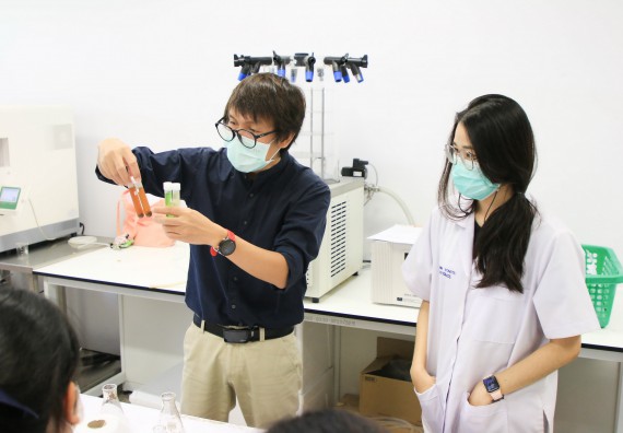 ภาพกิจกรรม  คณะวิทยาศาสตร์และเทคโนโลยี จัดกิจกรรมค่ายบูรณาการส่งเสริมนักเรียนห้องเรียนพิเศษ (E-SMART) โรงเรียนคลองขลุงราษฎร์รังสรรค์ ระดับชั้นมัธยมศึกษาปีที่ 4-6