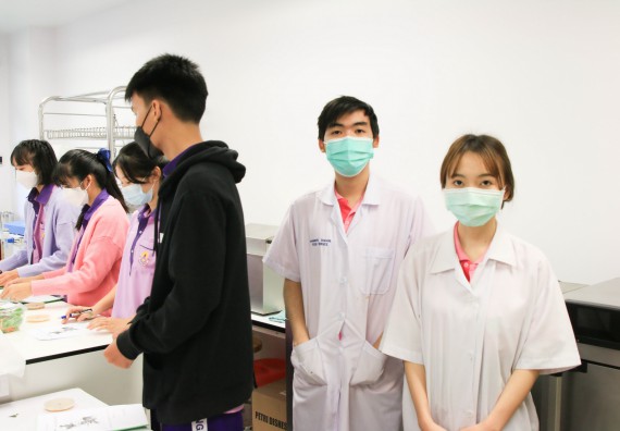 ภาพกิจกรรม  คณะวิทยาศาสตร์และเทคโนโลยี จัดกิจกรรมค่ายบูรณาการส่งเสริมนักเรียนห้องเรียนพิเศษ (E-SMART) โรงเรียนคลองขลุงราษฎร์รังสรรค์ ระดับชั้นมัธยมศึกษาปีที่ 4-6