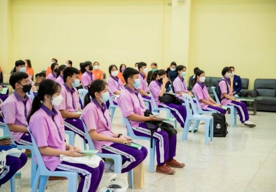 ภาพกิจกรรม  คณะวิทยาศาสตร์และเทคโนโลยี จัดกิจกรรมค่ายบูรณาการส่งเสริมนักเรียนห้องเรียนพิเศษ (E-SMART) โรงเรียนคลองขลุงราษฎร์รังสรรค์ ระดับชั้นมัธยมศึกษาปีที่ 4-6