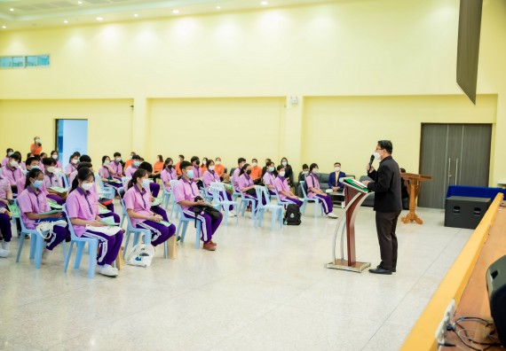 ภาพกิจกรรม  คณะวิทยาศาสตร์และเทคโนโลยี จัดกิจกรรมค่ายบูรณาการส่งเสริมนักเรียนห้องเรียนพิเศษ (E-SMART) โรงเรียนคลองขลุงราษฎร์รังสรรค์ ระดับชั้นมัธยมศึกษาปีที่ 4-6