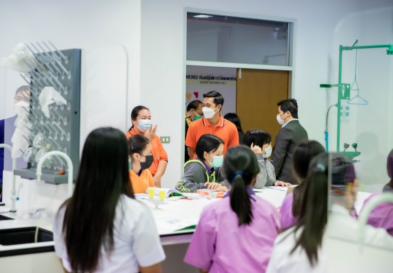 ภาพกิจกรรม  คณะวิทยาศาสตร์และเทคโนโลยี จัดกิจกรรมค่ายบูรณาการส่งเสริมนักเรียนห้องเรียนพิเศษ (E-SMART) โรงเรียนคลองขลุงราษฎร์รังสรรค์ ระดับชั้นมัธยมศึกษาปีที่ 4-6