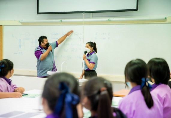 ภาพกิจกรรม  คณะวิทยาศาสตร์และเทคโนโลยี จัดกิจกรรมค่ายบูรณาการส่งเสริมนักเรียนห้องเรียนพิเศษ (E-SMART) โรงเรียนคลองขลุงราษฎร์รังสรรค์ ระดับชั้นมัธยมศึกษาปีที่ 4-6