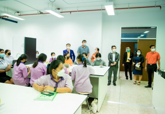 ภาพกิจกรรม  คณะวิทยาศาสตร์และเทคโนโลยี จัดกิจกรรมค่ายบูรณาการส่งเสริมนักเรียนห้องเรียนพิเศษ (E-SMART) โรงเรียนคลองขลุงราษฎร์รังสรรค์ ระดับชั้นมัธยมศึกษาปีที่ 4-6