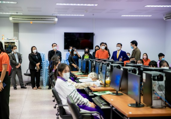 ภาพกิจกรรม  คณะวิทยาศาสตร์และเทคโนโลยี จัดกิจกรรมค่ายบูรณาการส่งเสริมนักเรียนห้องเรียนพิเศษ (E-SMART) โรงเรียนคลองขลุงราษฎร์รังสรรค์ ระดับชั้นมัธยมศึกษาปีที่ 4-6