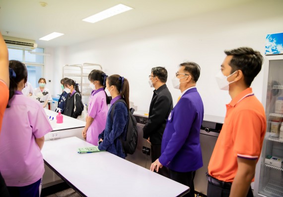 ภาพกิจกรรม  คณะวิทยาศาสตร์และเทคโนโลยี จัดกิจกรรมค่ายบูรณาการส่งเสริมนักเรียนห้องเรียนพิเศษ (E-SMART) โรงเรียนคลองขลุงราษฎร์รังสรรค์ ระดับชั้นมัธยมศึกษาปีที่ 4-6