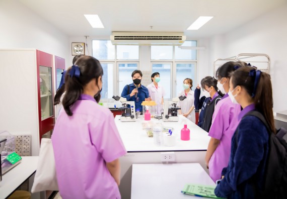 ภาพกิจกรรม  คณะวิทยาศาสตร์และเทคโนโลยี จัดกิจกรรมค่ายบูรณาการส่งเสริมนักเรียนห้องเรียนพิเศษ (E-SMART) โรงเรียนคลองขลุงราษฎร์รังสรรค์ ระดับชั้นมัธยมศึกษาปีที่ 4-6