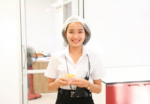 ภาพกิจกรรม  โปรแกรมวิชาวิทยาศาสตร์และเทคโนโลยีการอาหาร จัดอบรมเชิงปฏิบัติการ เรื่อง การผลิตผลิตภัณฑ์เบเกอรี่