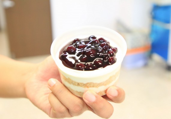 ภาพกิจกรรม  โปรแกรมวิชาวิทยาศาสตร์และเทคโนโลยีการอาหาร จัดอบรมเชิงปฏิบัติการ เรื่อง การผลิตผลิตภัณฑ์เบเกอรี่