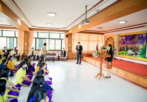 ภาพกิจกรรม  คณะวิทยาศาสตร์และเทคโนโลยี จัดค่ายวิทยาศาสตร์สัญจรโรงเรียนทุ่งโพธิ์ทะเลพิทยา