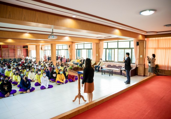 ภาพกิจกรรม  คณะวิทยาศาสตร์และเทคโนโลยี จัดค่ายวิทยาศาสตร์สัญจรโรงเรียนทุ่งโพธิ์ทะเลพิทยา