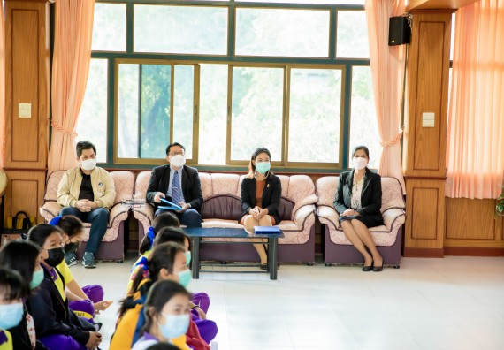 ภาพกิจกรรม  คณะวิทยาศาสตร์และเทคโนโลยี จัดค่ายวิทยาศาสตร์สัญจรโรงเรียนทุ่งโพธิ์ทะเลพิทยา