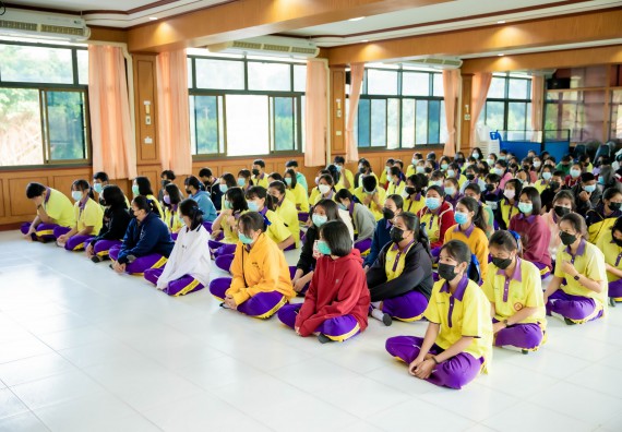 ภาพกิจกรรม  คณะวิทยาศาสตร์และเทคโนโลยี จัดค่ายวิทยาศาสตร์สัญจรโรงเรียนทุ่งโพธิ์ทะเลพิทยา