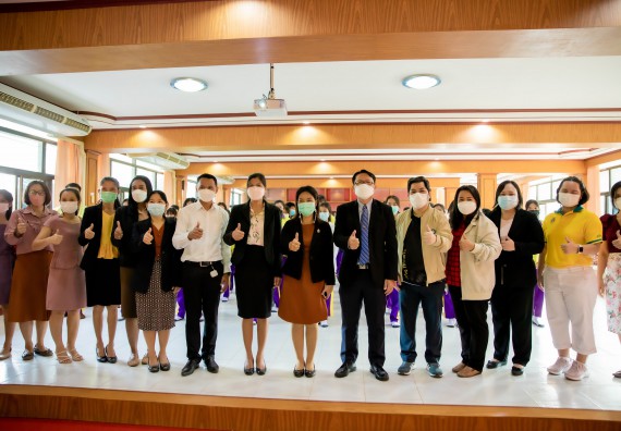 ภาพกิจกรรม  คณะวิทยาศาสตร์และเทคโนโลยี จัดค่ายวิทยาศาสตร์สัญจรโรงเรียนทุ่งโพธิ์ทะเลพิทยา