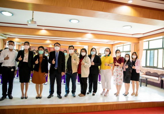 ภาพกิจกรรม  คณะวิทยาศาสตร์และเทคโนโลยี จัดค่ายวิทยาศาสตร์สัญจรโรงเรียนทุ่งโพธิ์ทะเลพิทยา