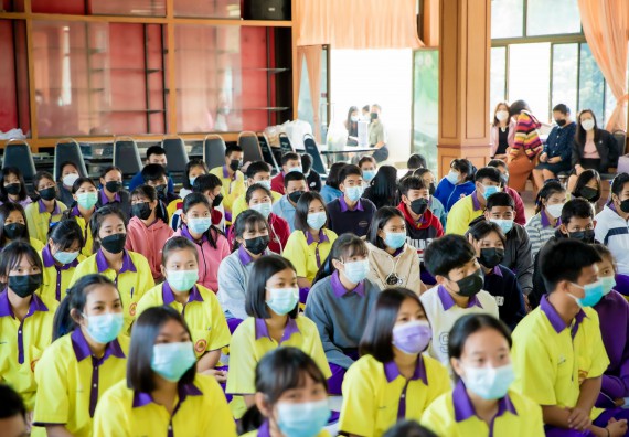 ภาพกิจกรรม  คณะวิทยาศาสตร์และเทคโนโลยี จัดค่ายวิทยาศาสตร์สัญจรโรงเรียนทุ่งโพธิ์ทะเลพิทยา