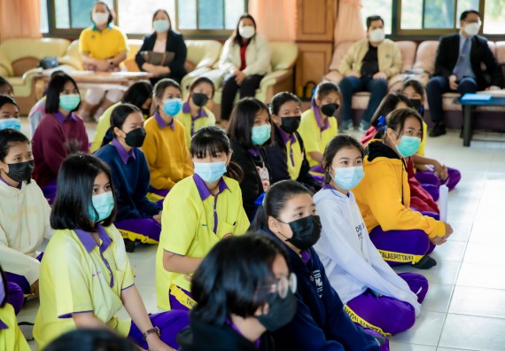 ภาพกิจกรรม  คณะวิทยาศาสตร์และเทคโนโลยี จัดค่ายวิทยาศาสตร์สัญจรโรงเรียนทุ่งโพธิ์ทะเลพิทยา