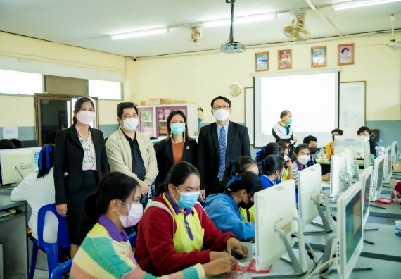 ภาพกิจกรรม  คณะวิทยาศาสตร์และเทคโนโลยี จัดค่ายวิทยาศาสตร์สัญจรโรงเรียนทุ่งโพธิ์ทะเลพิทยา